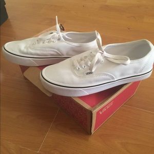 White vans with soft cushion insides